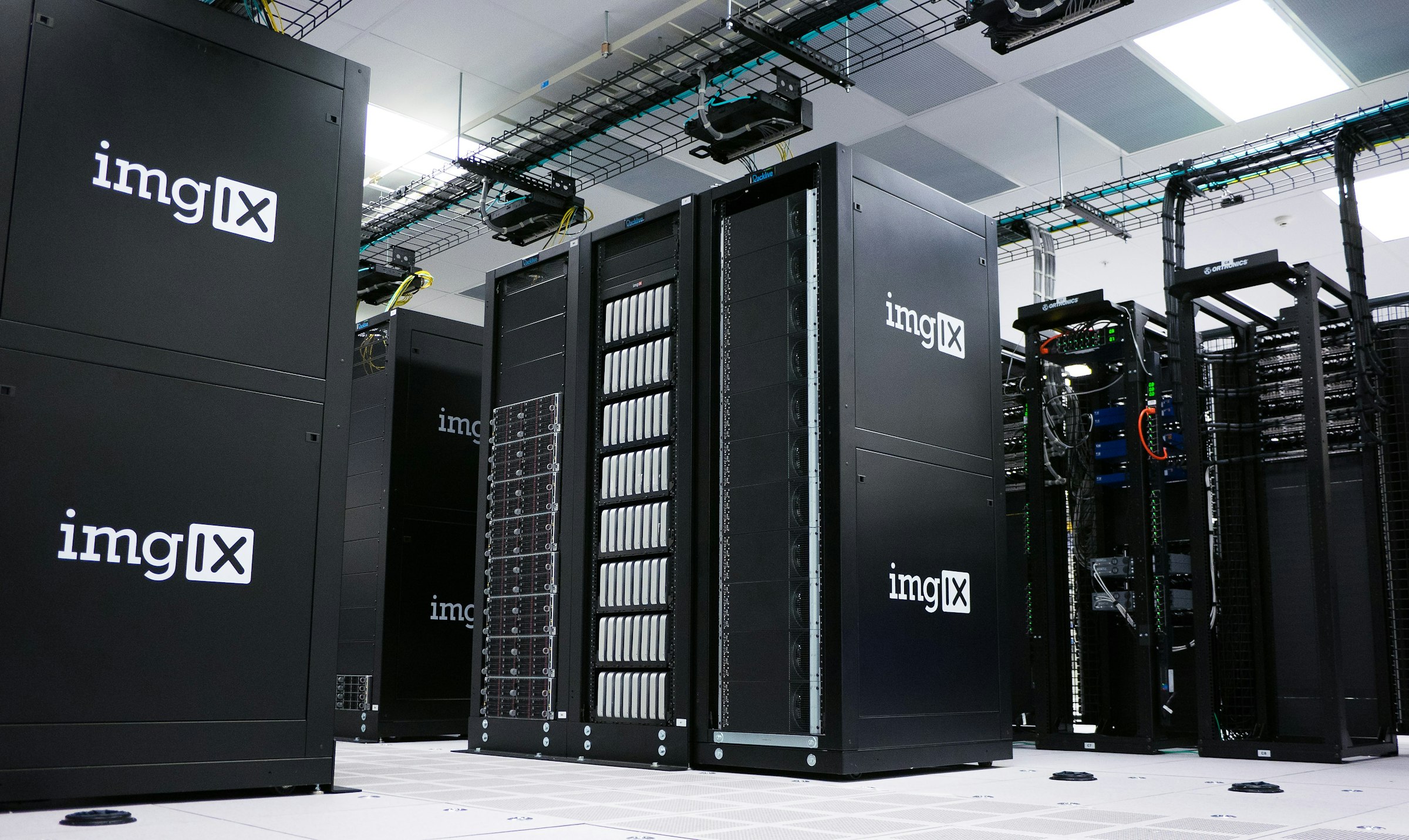 Cloud computing data center with server racks